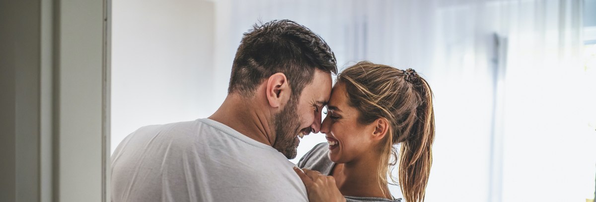 One-third of partnered men wish they were having sex more often YouGov afbeelding